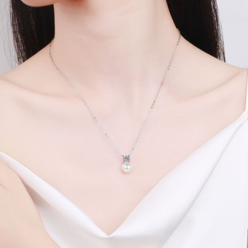 Certified 1/2ct. t.w. Diamond Moissanite Fresh Water Pearl Necklace NEW - Picture 2 of 8
